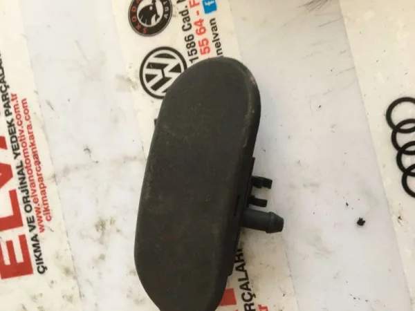 8P0955987C | Audi A3 Silecek Fıskiyesi VAG