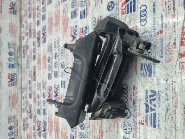 7D0843704A | Sürgülü Dış Kapı Kolu | VW Caravelle, Transporter VAG
