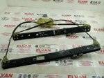 4L0837461A | Audi Q7 Sol Ön Cam Krikosu - 1