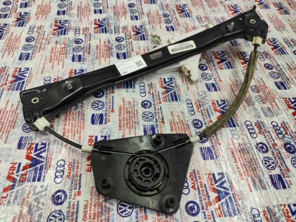 5C6839462D | VW Jetta Sağ Arka Cam Krikosu VAG