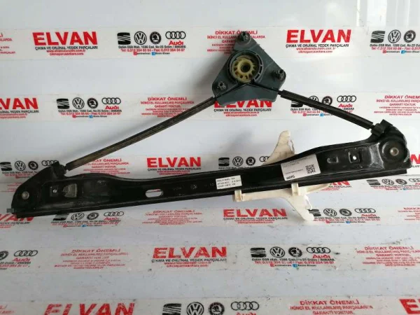 2H7839402C | VW Amarok Arka Sağ Cam Krikosu VAG