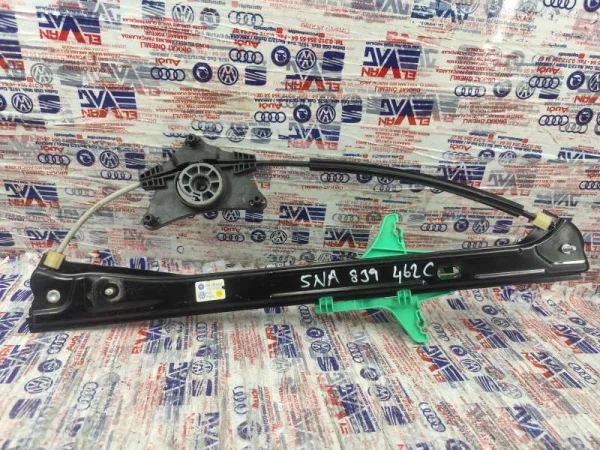 5NA839462C | VW Tiguan Arka Sağ Cam Krikosu VAG