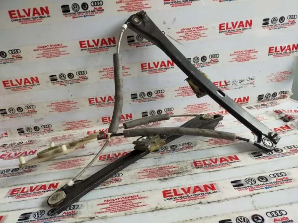 6R4837461J | VW Polo Ön Sol Cam Motor Kapağı VAG