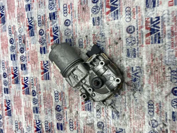 8U1955119 | Ön Silecek Motoru VAG