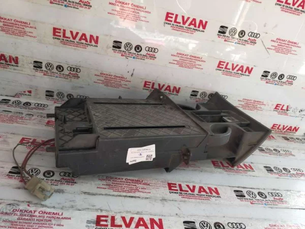 7H5858601G | VW Transporter Bardaklık VAG