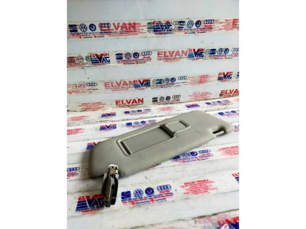 8K0857552P | Sağ Güneşlik | Audi A1, A4, A5, Q5 VAG