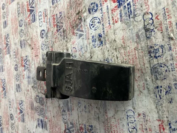 5JA839267B | VW Polo Kapı İç Açma Kolu VAG