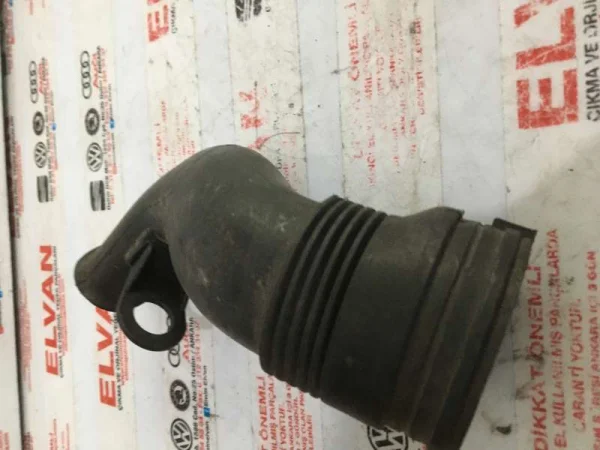 6N0128741D | VW Polo Hava Giriş Hortumu VAG