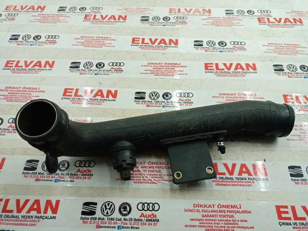 8D0145840A | İntercooler Hortumu | VW Passat - Audi A4 VAG