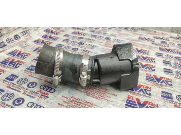 6R0145762AA | İntercooler Hortumu VAG