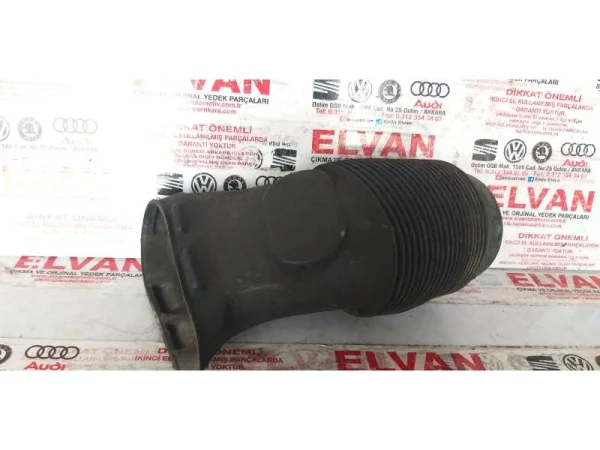 7H0129578A | VW Transporter Hava Filtre Kutusu VAG