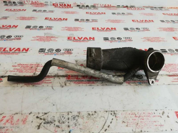06A133607D | Turbo Hava Giriş Borusu VAG