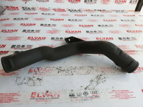 357145834 | VW Passat Turbo Hava Hortumu VAG