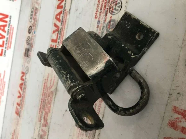 4A0833411A | Arka Kapı Menteşesi | Audi 100 Serisi, A4, A6, S6 VAG