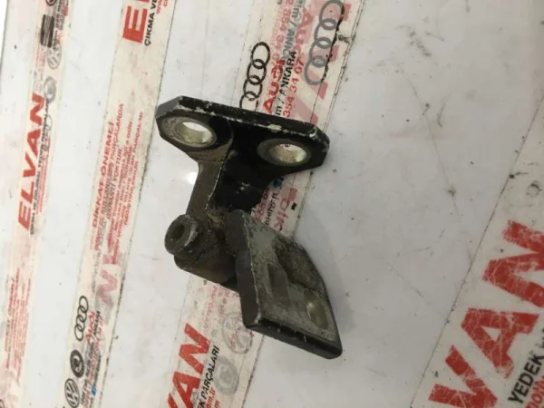 1K4833401J | Sol Arka Üst Kapı Menteşesi | VW Golf, Jetta VAG