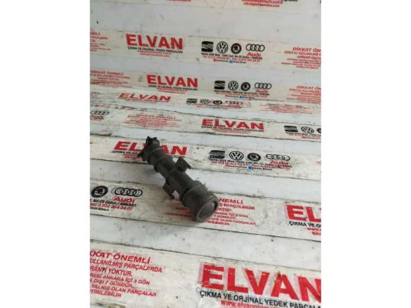 5C6955104A | VW Jetta Sağ Far Yıkama Robotu VAG
