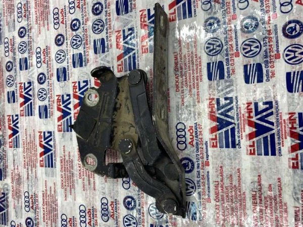 3C0823302E | VW Passat Sağ Motor Kaput Menteşesi VAG
