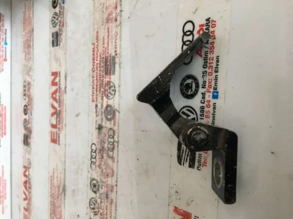 3C0831402C | Üst Kapı Menteşesi | VW Eos, Passat VAG