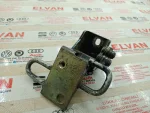 7L0833412 | VW Touareg Arka Sağ Kapı Menteşesi - 2