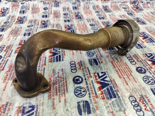 059131525BJ | EGR Bağlantı Borusu | VW Touareg - Audi A4, A5, A6, A7, A8 VAG