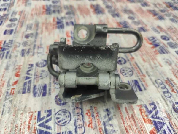 1K4833411K | Arka Kapı Menteşesi | VW Golf, Jetta VAG