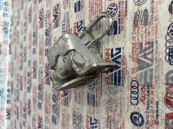 1K4833411Q | Arka Sol Kapı Menteşesi | VW Golf, Jetta VAG