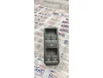 6R0867255D | VW Polo Sol Ön Kapı Cam Düğme Yuvası - 2