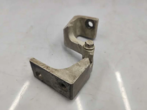 7H0831401 | VW Transporter Sol Üst Kapı Menteşesi VAG