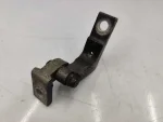 7L0831402A | VW Touareg Ön Sağ Üst Kapı Menteşesi - 1