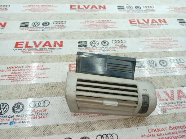 7H5819202A | VW Transporter Arka Sağ Havalandırma Izgarası VAG