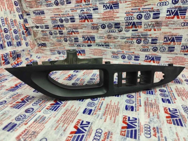 5F1867171A | Seat Leon Sol Ön Kapı İç Trim Çıtası VAG