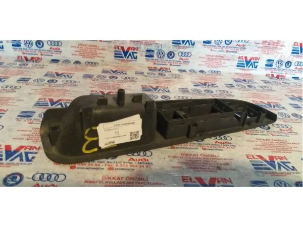 1K4868049B | Sol Ön Cam Düğmesi Çerçevesi | VW Golf, Jetta VAG