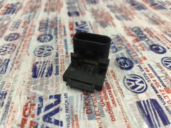 1K0927810D | Debriyaj Pedal Müşürü | VW Caddy, Eos - Audi A3, TT - Seat Altea, Leon VAG