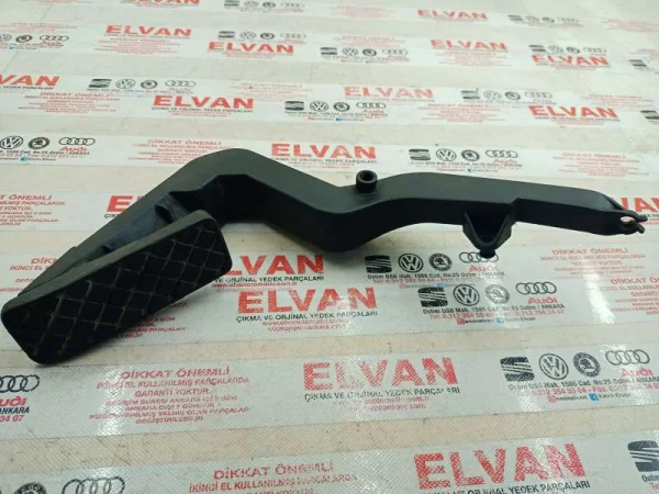 8D1721506T | Audi A4 Gaz Pedalı VAG