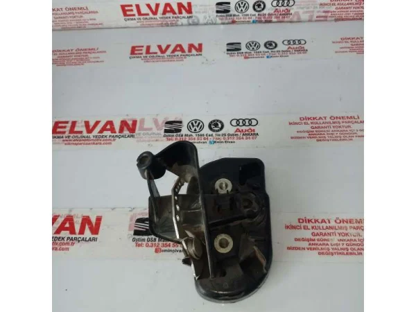 2K0843603 | Sürgülü Sol Kapı Kilit Karşılığı | VW Caddy, Transporter VAG