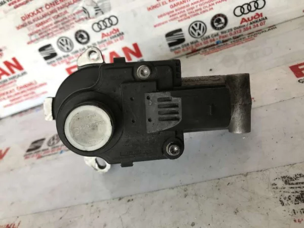 03L131501Q | VW Transporter Egr Valfi VAG