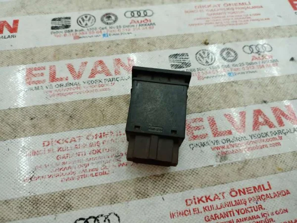 1J0959621A | Arka Cam Rezistans Düğmesi VAG