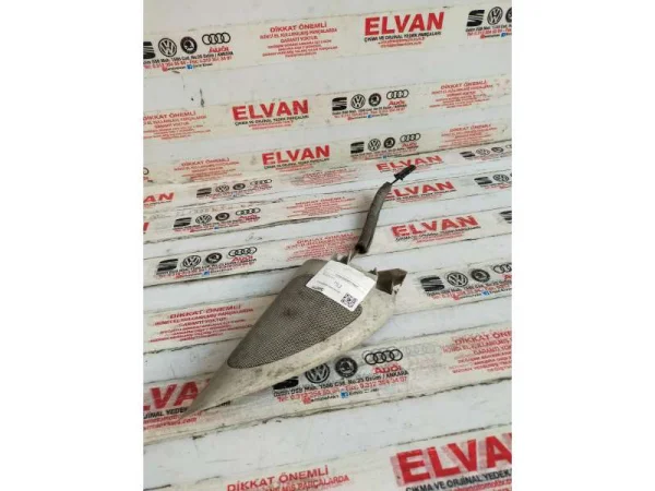 6N0837994F | Sağ Ön Kapı Tweeter Kapağı VAG