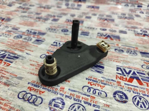 1K0711202E | Audi TT Vites Seçici Kolu VAG