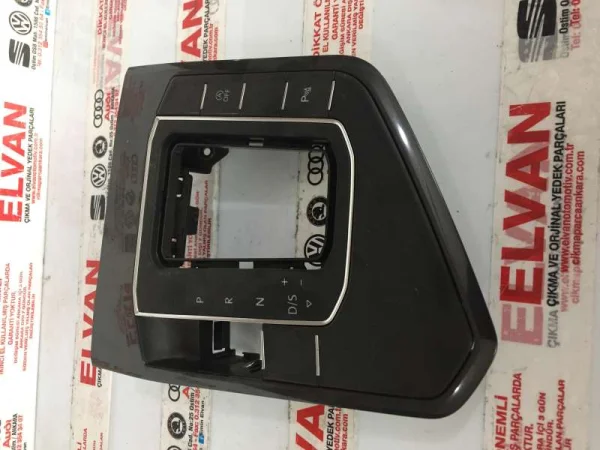 5NN864263A | VW Tiguan Vites Konsolu Çerçevesi VAG
