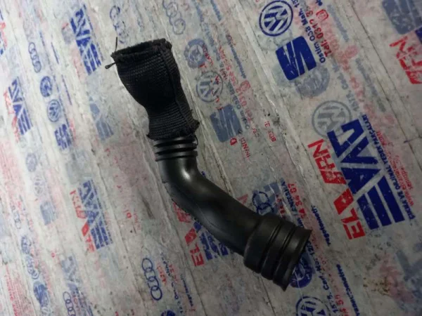 038103493AB | Külbütör Kapak Hava Hortumu | VW Bora, Golf, Jetta - Audi A3 - Seat Ibiza VAG