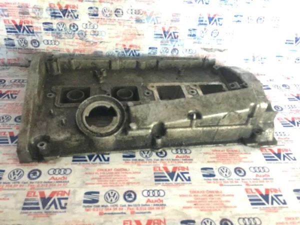 06B103475L | Külbütör Kapağı | VW Passat - Audi A4 VAG