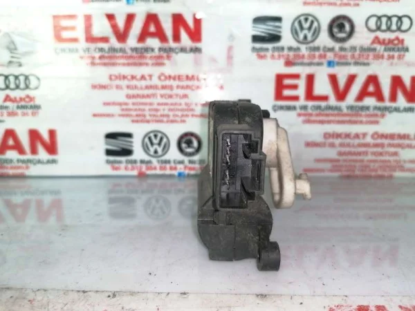 3C1907511F | Kalorifer Ayar Motoru | VW CC, Eos, Golf, Passat, Scirocco VAG