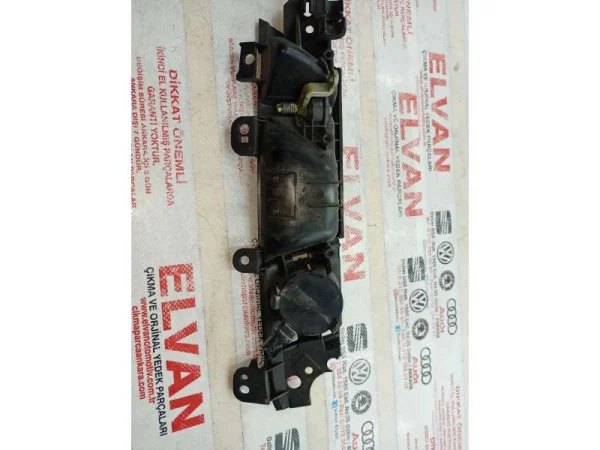8P4839019D | Audi A3 Arka Sol İç Kapı Kolu VAG