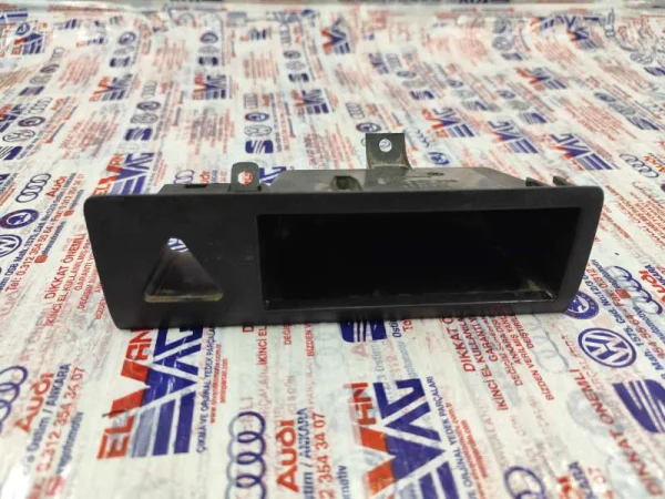 7H0857925 | VW Transporter Dörtlü Flaşör Düğmesi VAG
