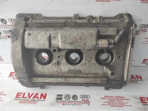 078103472R | Sağ Külbütör Kapağı | VW Passat - Audi A4, A6, A8 - Skoda Superb VAG