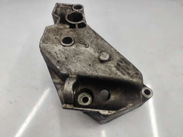 038199207J | Motor Takozu | VW Golf, Jetta - Audi A3 - Seat Leon VAG
