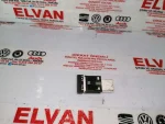 7E0959856F | VW Transporter Sürgülü Kapı Butonu - 3