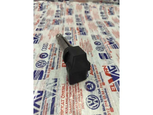 036905715C | Bobin | VW Golf, Polo, Touran - Audi A3 VAG