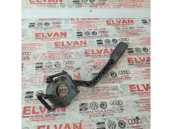701953503AH | Silecek Kolu VAG